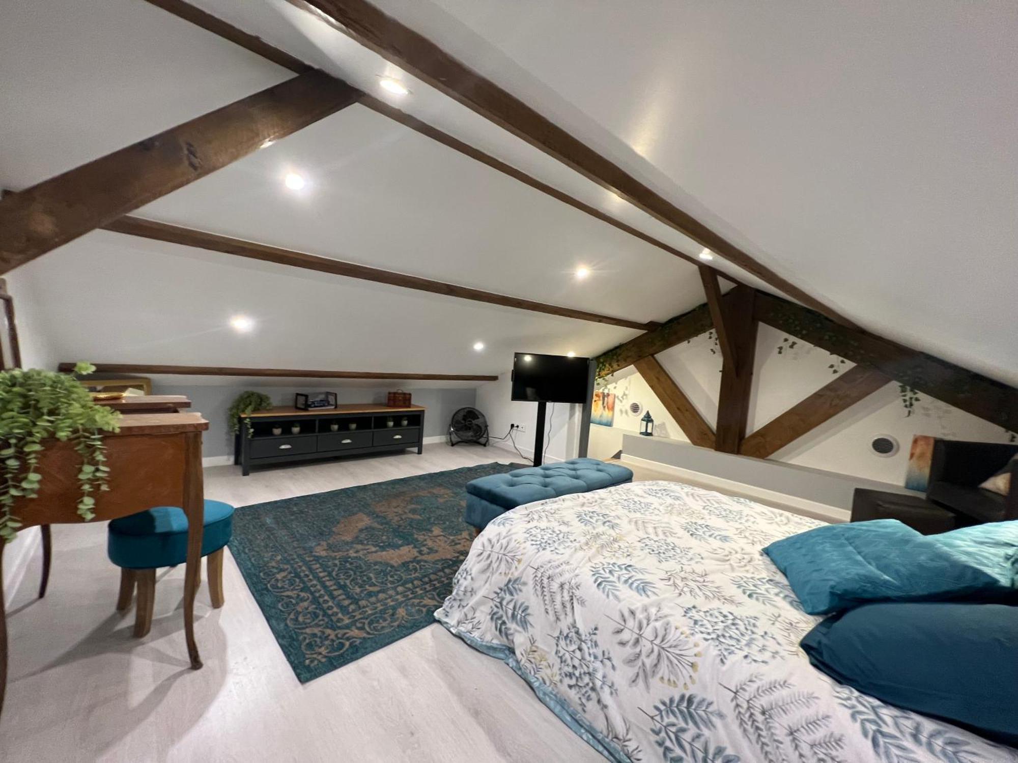 Duplex Au 2Eme Et De Notre Maison -Acces Au Jardin-Smart Tv-Streaming-Wifi เลอม็องส์ ภายนอก รูปภาพ